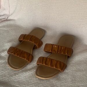 Old Navy Brown Double-Ruched Slide Sandals